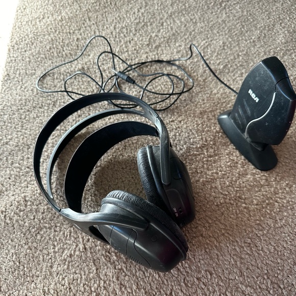RCA Wireless Headphones (RARE) - Picture 1 of 1